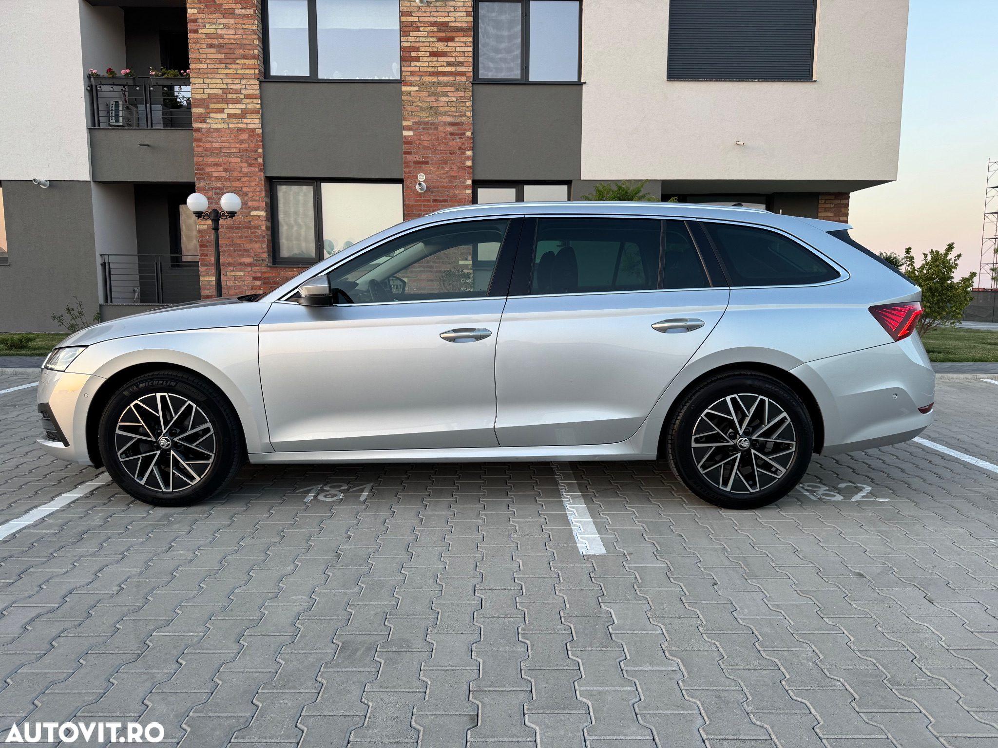 Skoda Octavia 2.0 TDI Style - 4