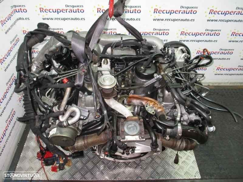 MOTOR COMPLETO AUDI A6 AVANT 2001 - 8