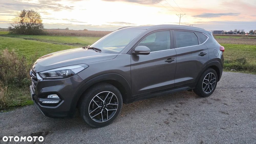 Hyundai Tucson - 16