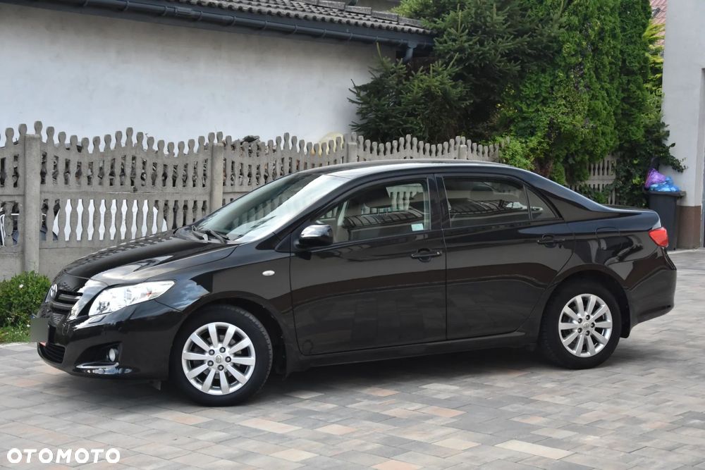 Toyota Corolla 1.6 Luna - 4