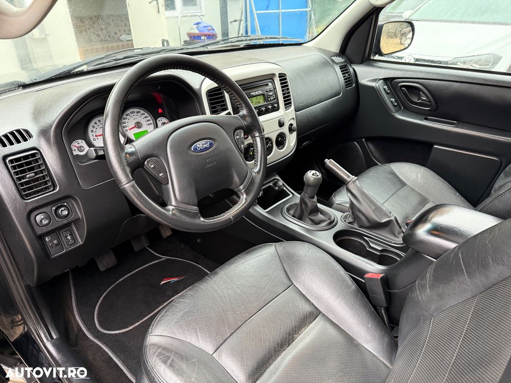 Ford Maverick Highclass - 16