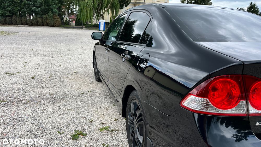 Honda Civic 1.8 Comfort - 13