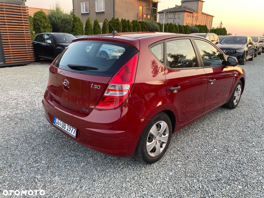 Hyundai i30 1.4 Blue Comfort - 34