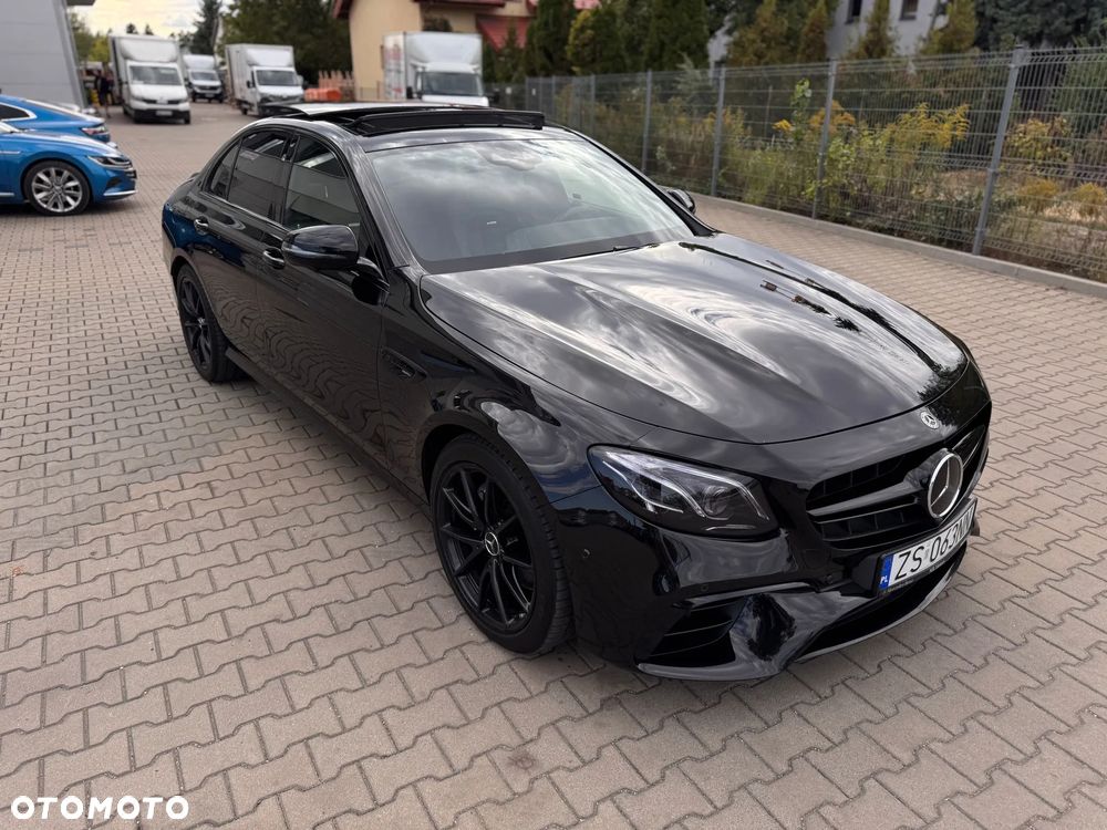 Mercedes-Benz Klasa E AMG 63 4-Matic+ - 3