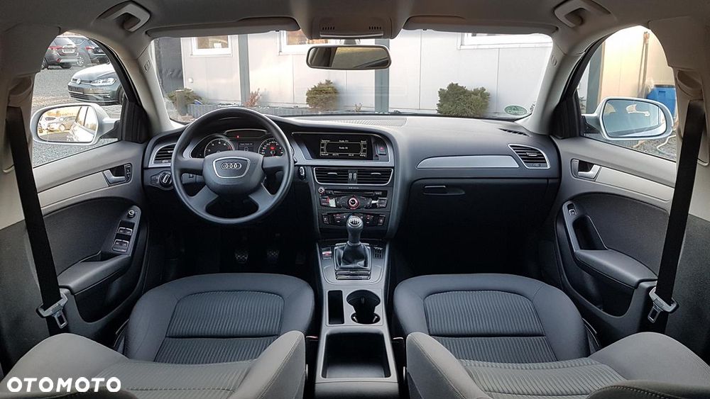 Audi A4 Avant 1.8 TFSI Attraction - 16