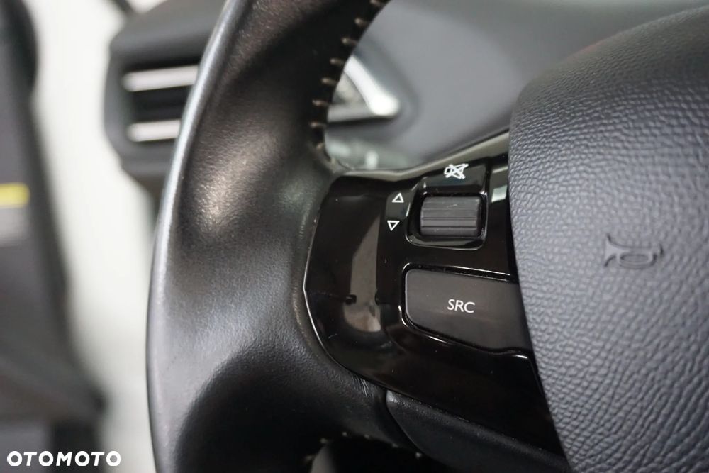 Peugeot 308 BlueHDi FAP 120 Stop&Start Style - 35