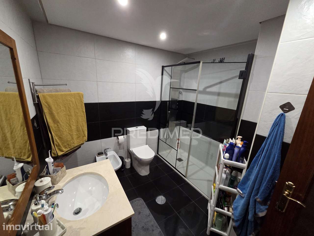 T2 Oliveira do Douro com lugar de garagem - Grande imagem: 4/17
