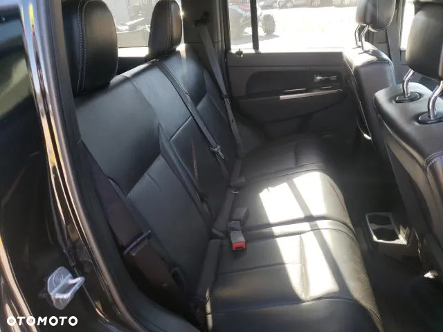 Jeep Liberty - 6