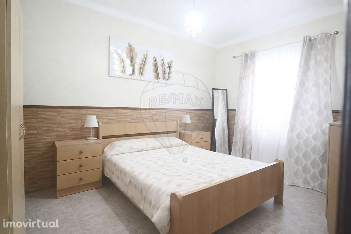 Moradia T2 para venda - Grande imagem: 2/18