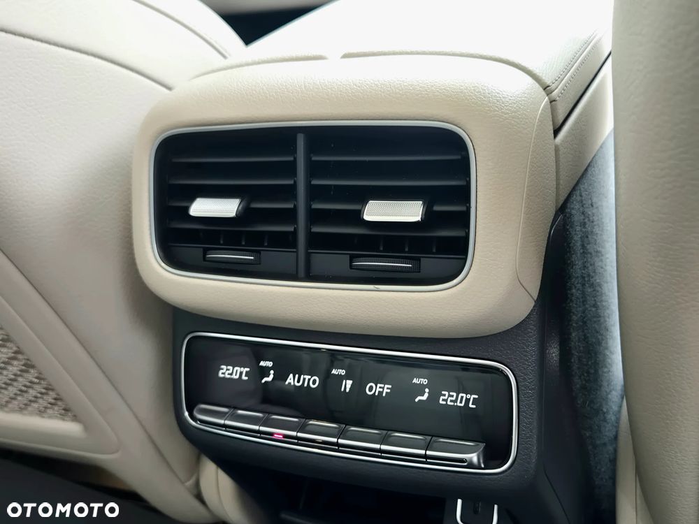 Mercedes-Benz GLS - 19