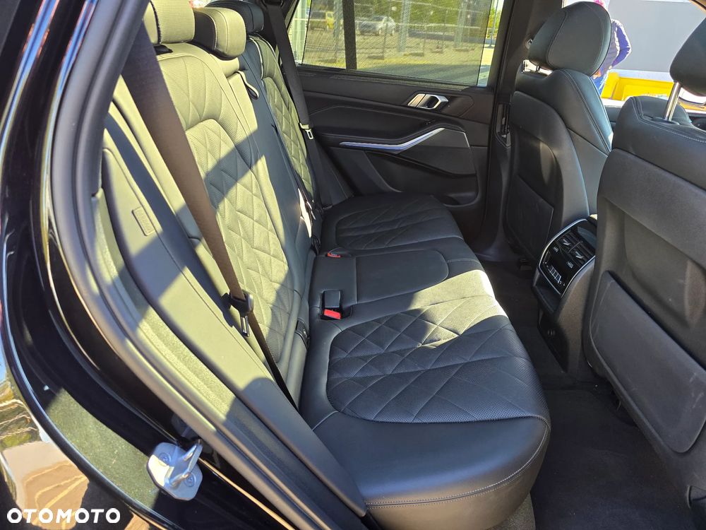 BMW X5 xDrive40i - 22