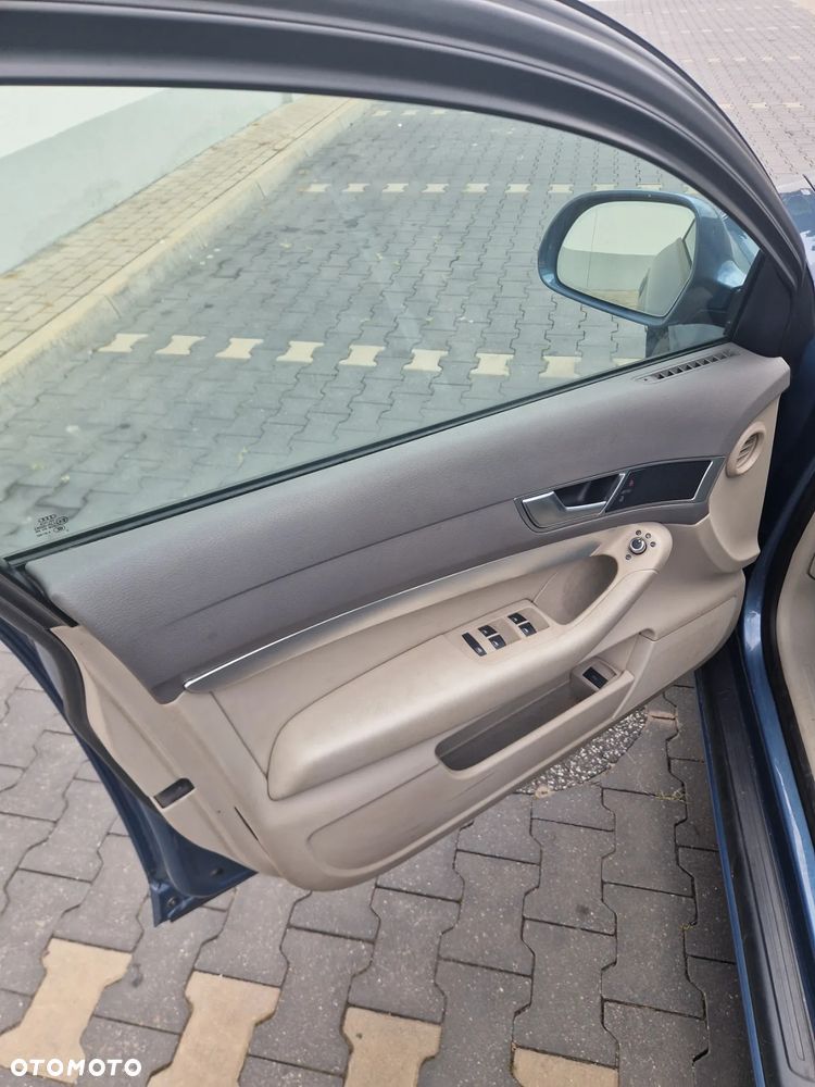 Audi A6 Avant - 11
