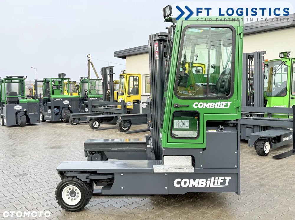 Combilift WÓZEK CZTEROKIERUNKOWY - WIELOKIERUNKOWY | COMBILIFT C4500 | DIESEL | TRIPLEX 4900MM | POZYCJONER WIDEŁ | PEŁNA KABINA | WOLNY SKOK | STAN IDEALNY | Szeroka oferta wózków czterokierunkowych i bocznych, dopasowanych do różnorodnych potrzeb i zastosowań - 3