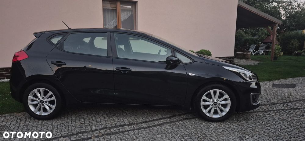 Kia Ceed 1.4 CVVT Attract plus - 16