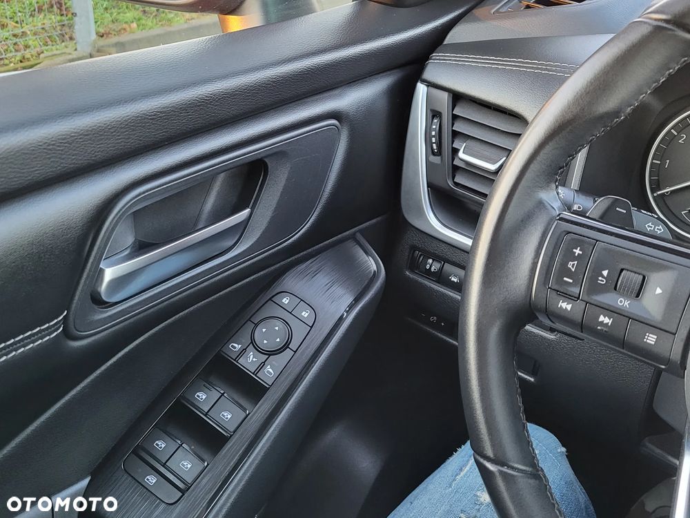 Nissan Qashqai 1.3 DIG-T MHEV N-Connecta Xtronic - 17