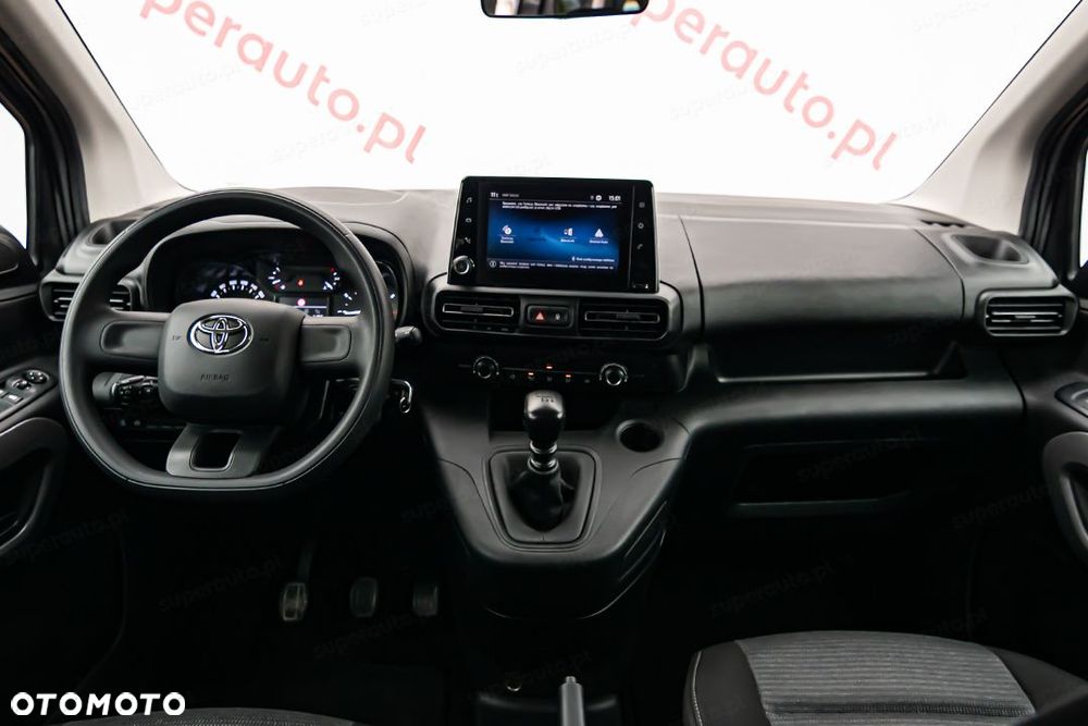 Toyota Proace City Verso Long 1.5 D-4D Business - 24