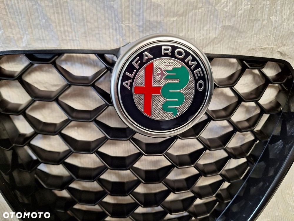 atrapa grill alfa romeo giulia veloce nero czarny black orgin oe alfa nowy - 4