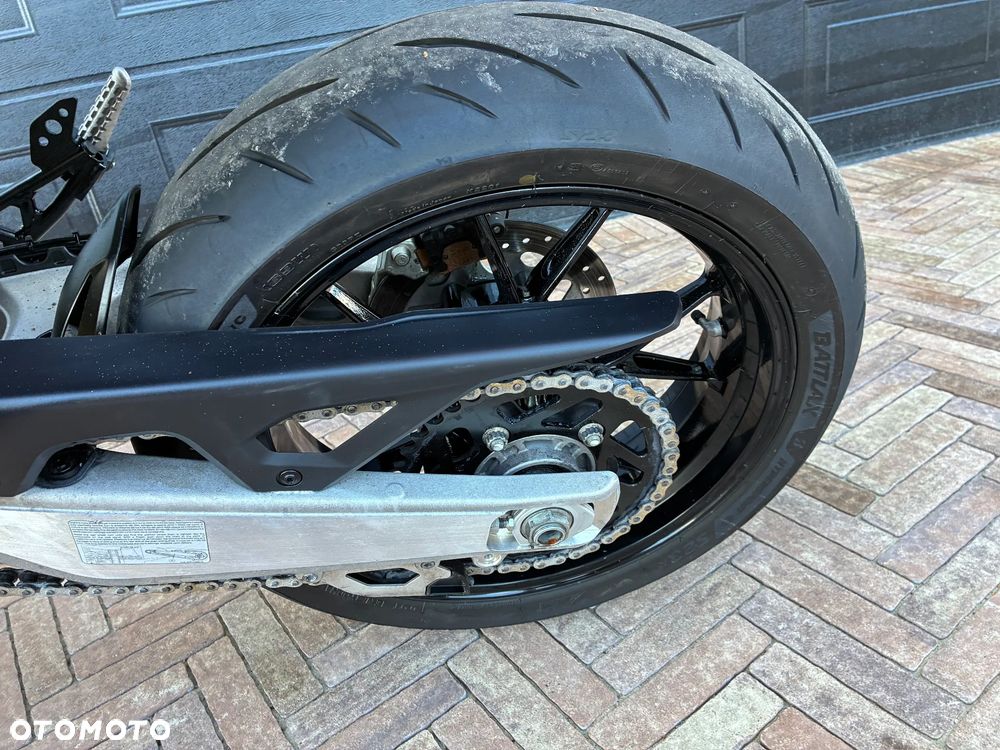 Ducati Hypermotard - 29
