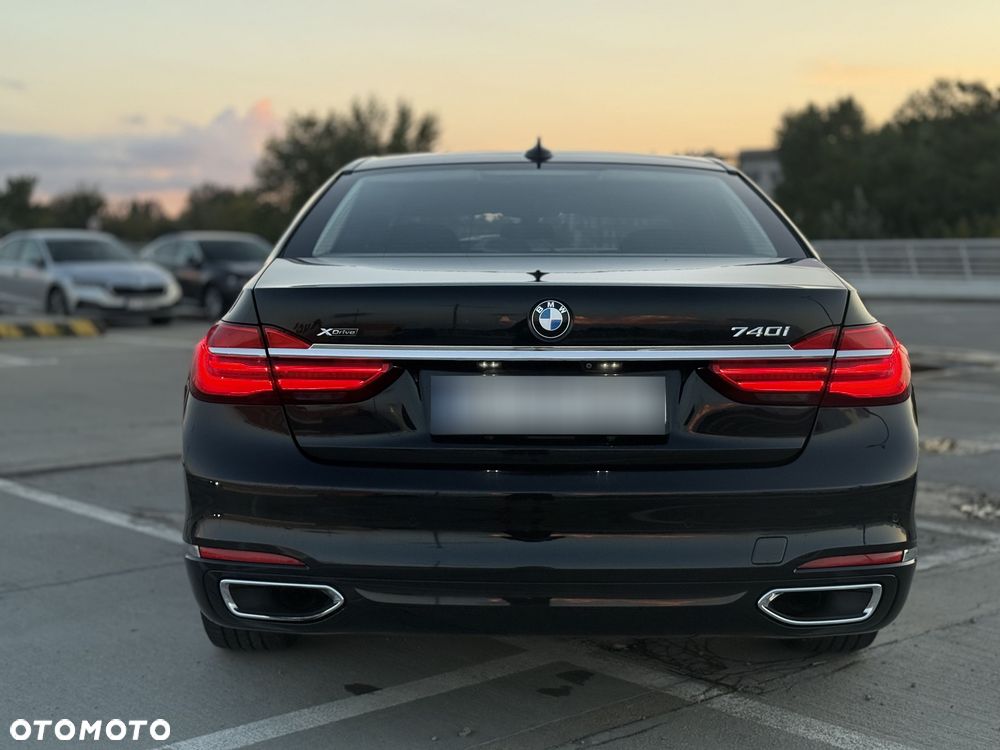 BMW Seria 7 740Li xDrive - 6
