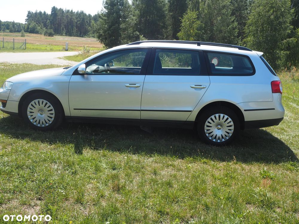 Volkswagen Passat 2.0 TDI Individual - 2
