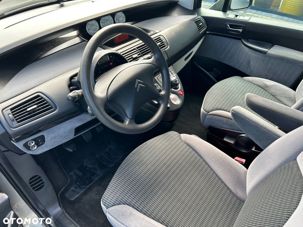 Citroën C8 2.0 HDi SX - 18