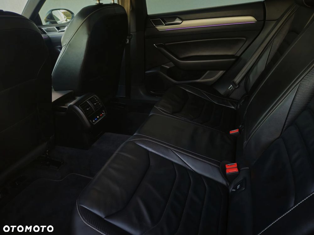 Volkswagen Arteon 2.0 TSI DSG R-Line - 33