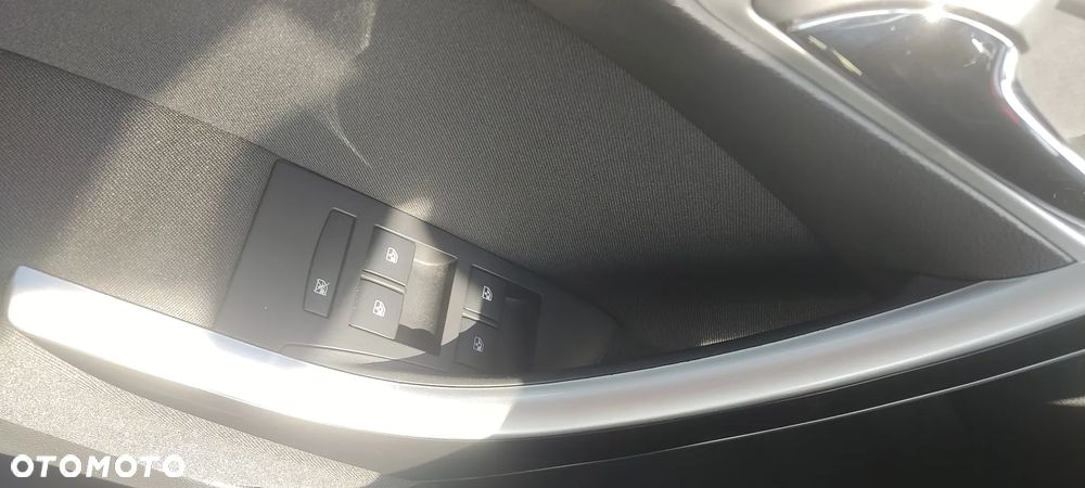 Opel Astra 1.4 Turbo ENERGY - 18