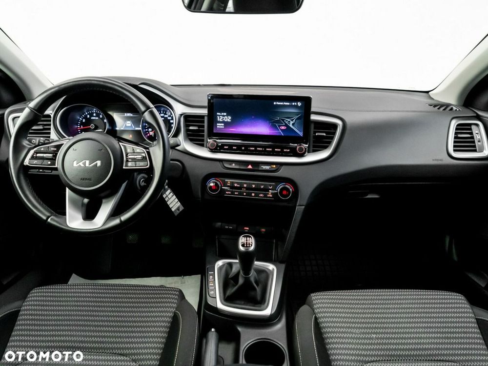 Kia Ceed 1.5 T-GDI M - 19