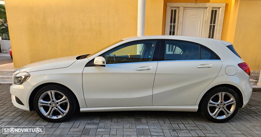 Mercedes-Benz A 180 CDI (BlueEFFICIENCY) Urban - 3