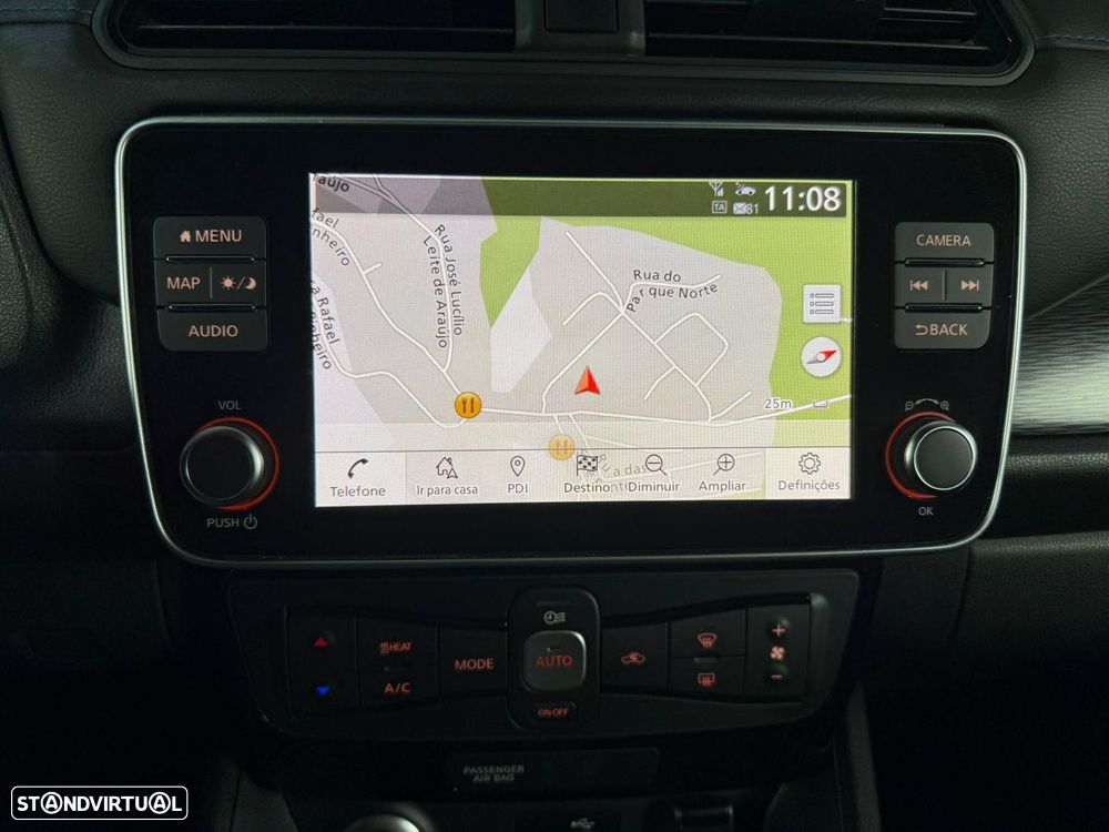 Nissan Leaf N-Connecta - 12