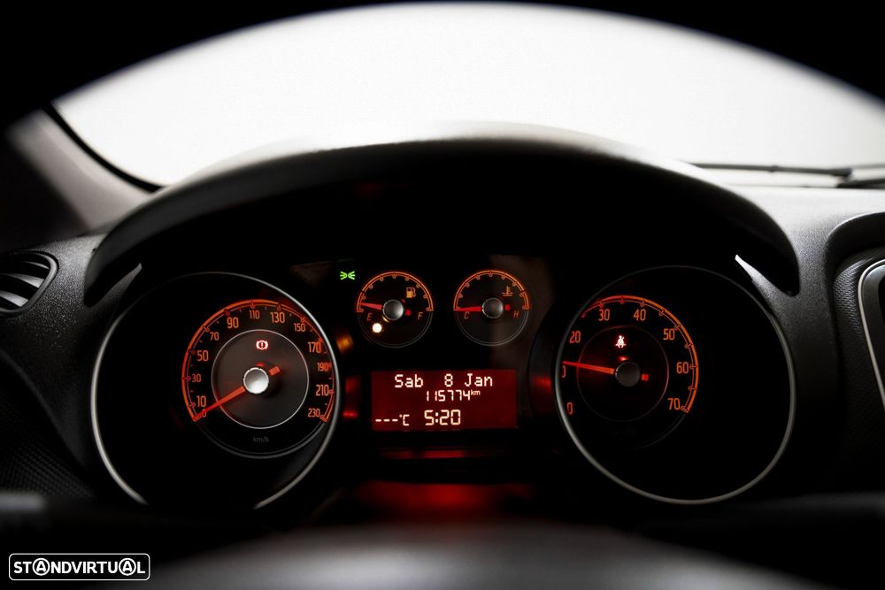 Fiat Punto 1.2 Lounge S&S - 13