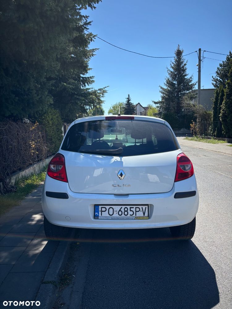 Renault Clio 1.5 dCi Expression - 4