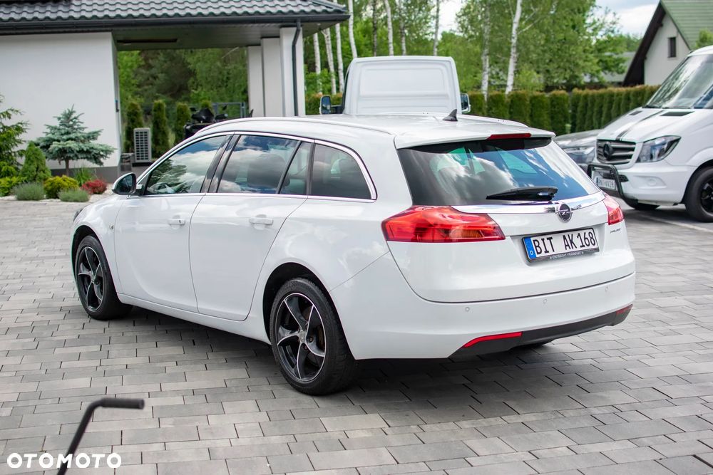 Opel Insignia - 14