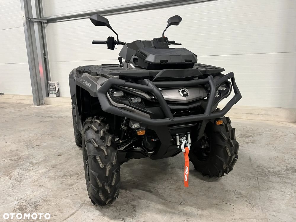 Can-Am Outlander - 6