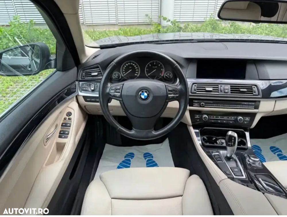 BMW Seria 5 520d Aut. Luxury Line - 6