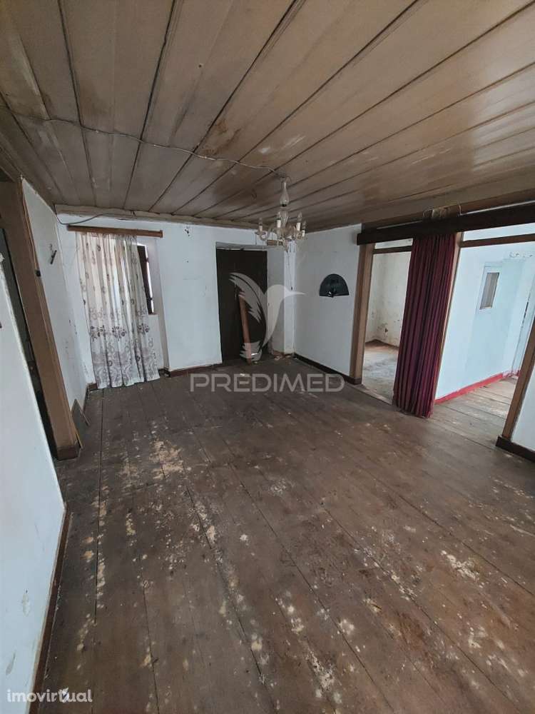 Moradia de Campo para Recuperar em Areias, Ferreira do Zêzere - Grande imagem: 5/26