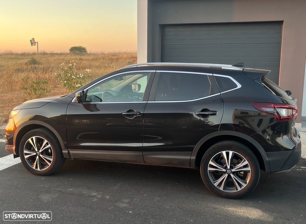 Nissan Qashqai 1.5 dCi N-Connecta J18 - 4