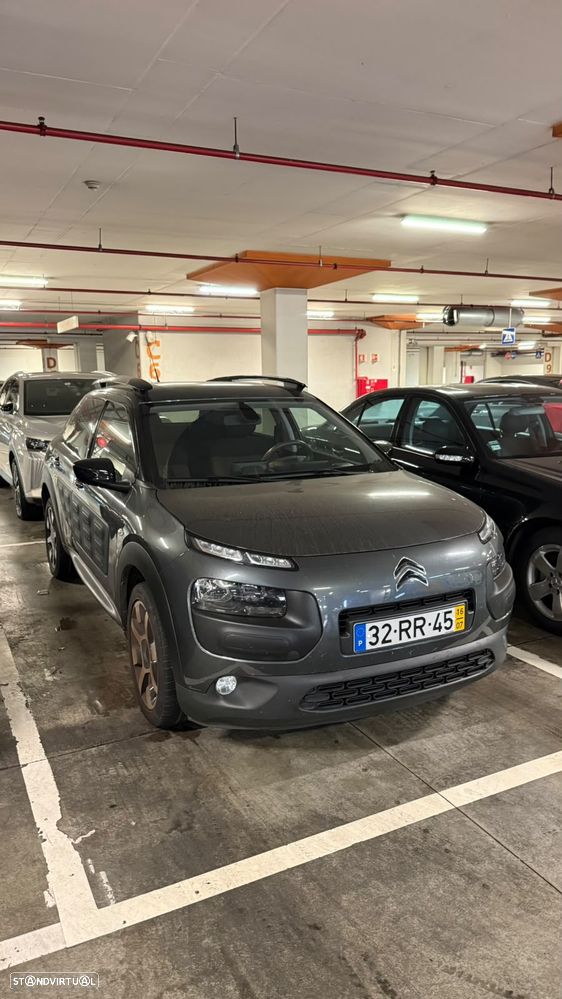 Citroën C4 Cactus 1.2 PureTech Shine - 1
