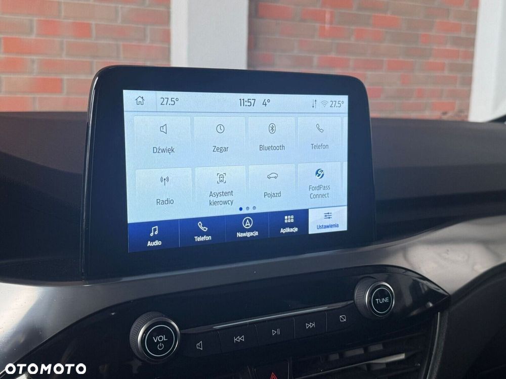 Ford Kuga 1.5 EcoBoost FWD Titanium - 23