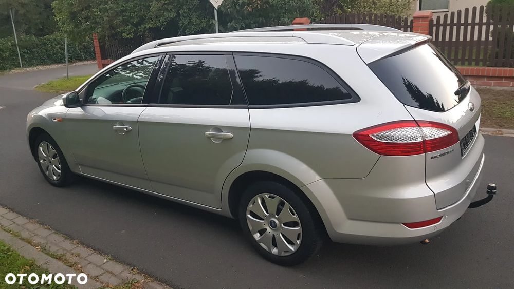 Ford Mondeo 1.6 Trend - 13