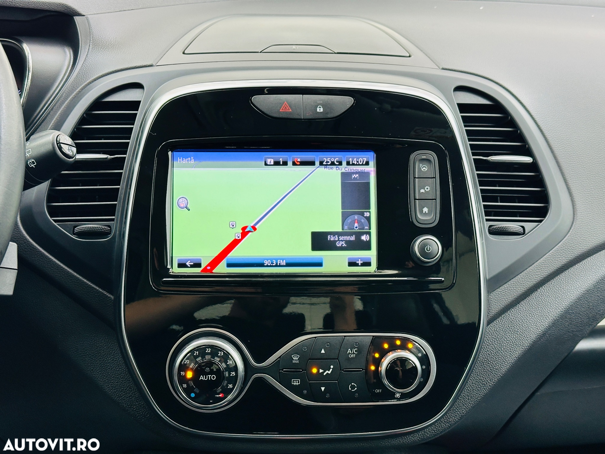 Renault Captur - 28