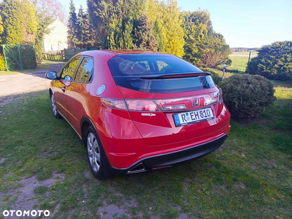 Honda Civic 1.4 i-VTEC Comfort - 19