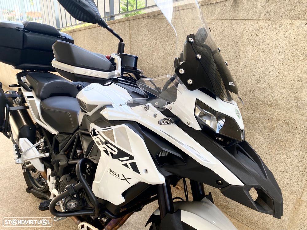 Benelli TRK 502 X - 11