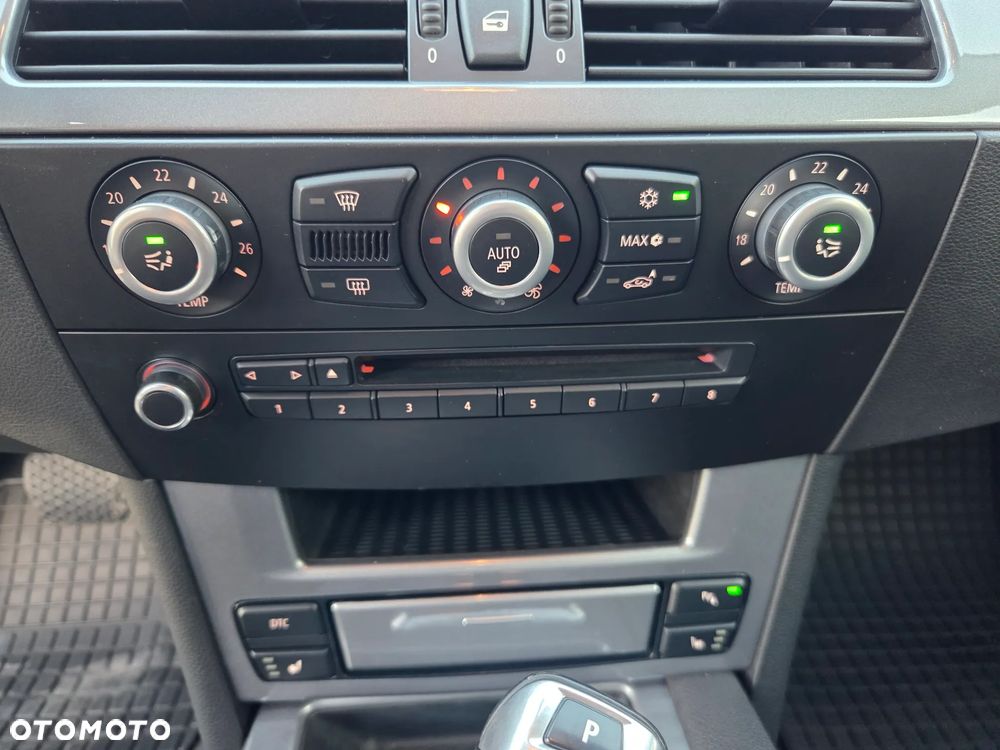 BMW Seria 5 520d Edition Lifestyle - 32