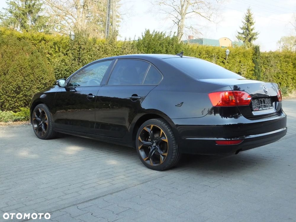 Volkswagen Jetta 1.6 TDI DPF Comfortline - 17