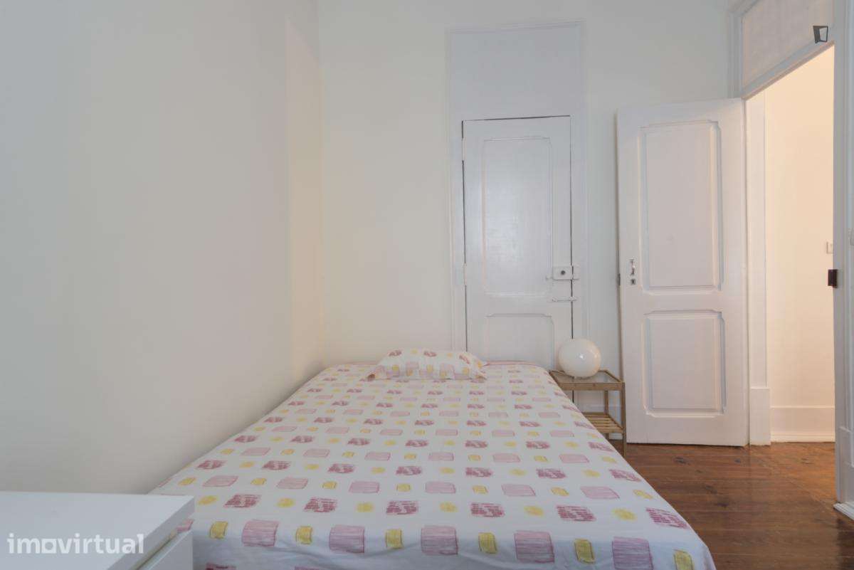 Quarto - localizado em Arroios Lisbon - Grande imagem: 2/23