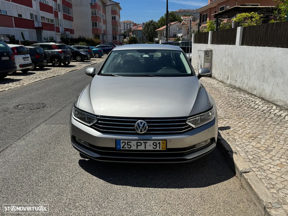 VW Passat 2.0 TDI Confortline - 5