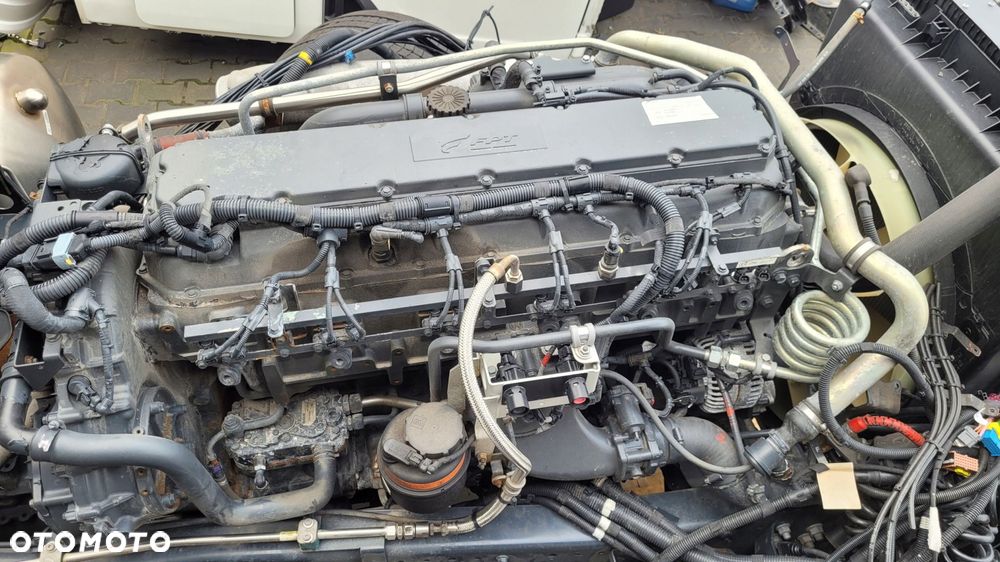 KOMPLETNY SILNIK IVECO S-WAY EURO 6 LNG 460KM 2021 NISKI PRZEBIEG - 8