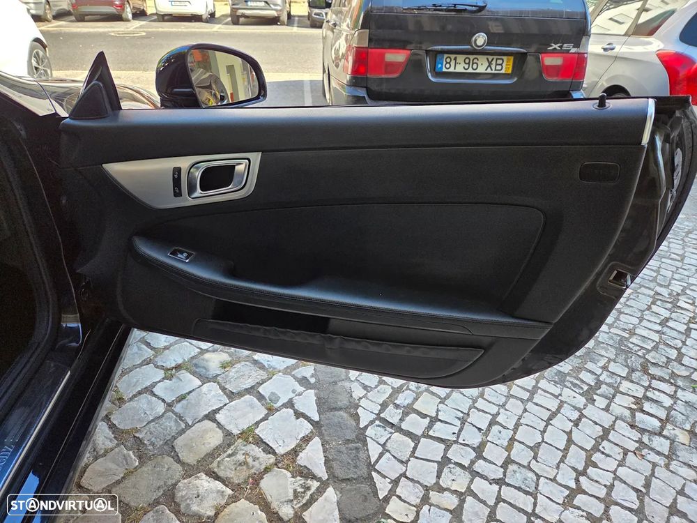 Mercedes-Benz SLK 200 (BlueEFFICIENCY) 7G-TRONIC - 23