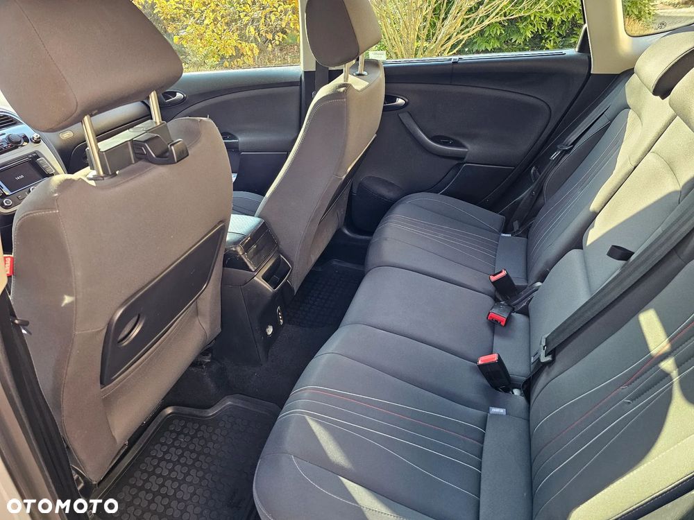 Seat Altea XL 1.6 TDI DPF CR DSG Style - 21